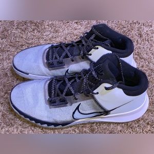 Nike Kyrie Flytrap 4 Wolf Grey